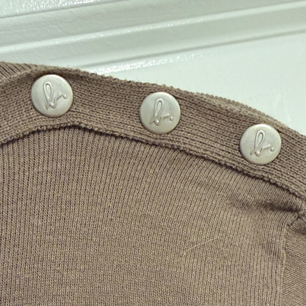Agnes B. Brown Crew Neck Sweater - Picture 5 of 13